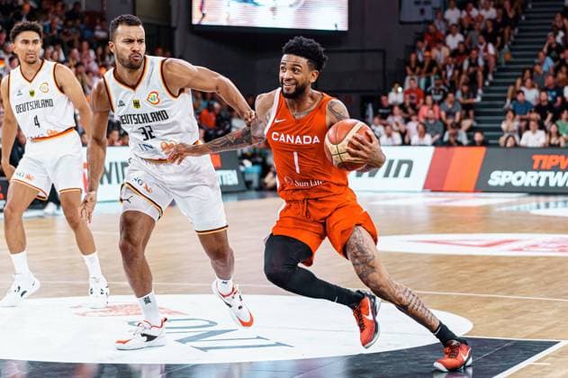 Johannes Thiemann (Deutschland, 32), Nickeil Alexander-Walker (Kanada, 01) Deutschland vs. Kanada, Basketball, DBB Supercup, Finale, 13.08.2023 Deutschland vs. Kanada, Basketball, DBB Supercup, Finale, 13.08.2023 Hamburg Copyright: xEibner-Pressefoto MarcelxvonxFehrnx EP_MFN