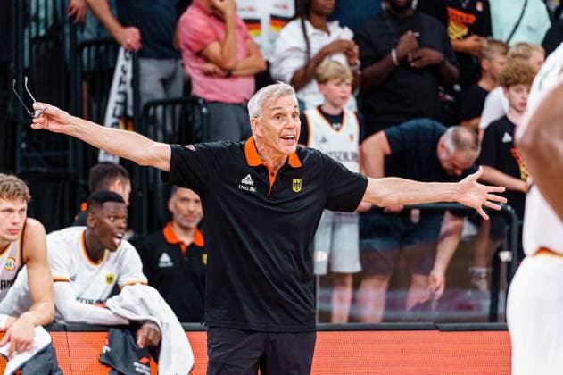 Gordon Herbert (Deutschland, Headcoach) Deutschland vs. Kanada, Basketball, DBB Supercup, Finale, 13.08.2023 Deutschland vs. Kanada, Basketball, DBB Supercup, Finale, 13.08.2023 Hamburg Copyright: xEibner-Pressefoto MarcelxvonxFehrnx EP_MFN