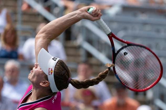 August 13, 2023, MONTREAL, PQ, Canada: Elena Rybakina of Kazakhstan, serves to Liudmila Samsonova of Russia, during semifinal action at the National Bank Open tennis tournament in Montreal, Sunday, Aug. 13, 2023. Canada News - August 13, 2023 - ZUMAc35_ 20230813_zaf_c35_013 Copyright: xChristinnexMuschix
