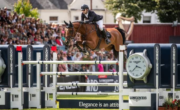 Sport Themen der Woche KW32 SAMUEL HUTTON of Britain on CASABLANCA-H tackles a triple bar to finish third in the Longines International Grand Prix of Ireland in Dublin, Ireland, Aug 13, 2023. Dublin Ireland  Copyright: xMARTINxDOKOUPILx 443_8942