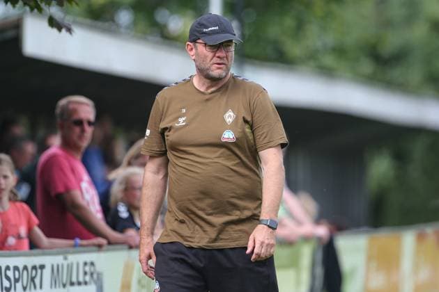 v.li.: Thomas Horsch (Trainer, Cheftrainer, SV Werder Bremen) Portrait, Nahaufnahme, Einzelfoto, Einzelbild, 13.08.2023, Ostereistedt (Deutschland), Fussball, Testspiel Frauen, 1. FC Union Berlin - SV Werder Bremen