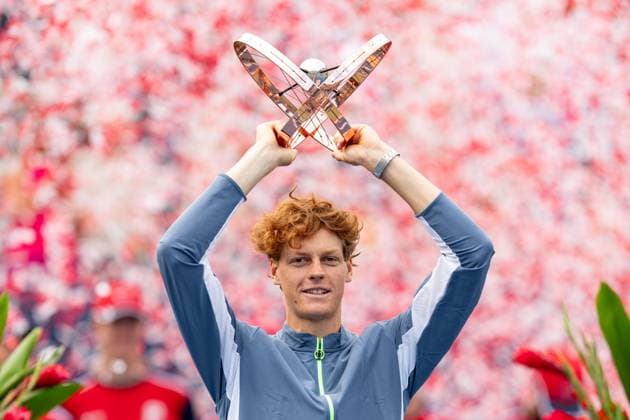TORONTO, ON - AUGUST 13: Jannik Sinner of Italy poses with the championship trophy after winning the final game of the National Bank Open, part of the Hologic ATP, Tennis Herren Tour, at Sobeys Stadium on August 13, 2023 in Toronto, Canada. (Photo by Julian Avram Icon Sportswire) TENNIS: AUG 13 National Bank Open EDITORIAL USE ONLY Icon2308131465