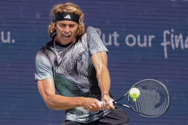 August 17, 2023, Mason, Ohio, USA: Alexander Zverev (GER) hits a backhand shot during ThursdayÃ¢â‚¬â ¢s round of the Western and Southern Open at the Lindner Family Tennis Center, Mason, Oh. Mason USA - ZUMAs304 20230817_zaf_s304_017 Copyright: xScottxStuartx