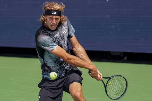 August 17, 2023, Mason, Ohio, USA: Alexander Zverev (GER) hits a backhand shot during ThursdayÃ¢â‚¬â ¢s round of the Western and Southern Open at the Lindner Family Tennis Center, Mason, Oh. Mason USA - ZUMAs304 20230817_zaf_s304_019 Copyright: xScottxStuartx