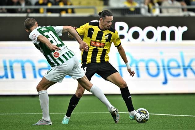 GÖTEBORG 20230817 Zalgiris Stipe Vucur (tv) och Häckens Amor Layouni under torsdagens kval till Europa League mellan BK Häcken och FK Zalgiris Vilnius pa Bravida Arena. GÖTEBORG SVERIGE x9200x
