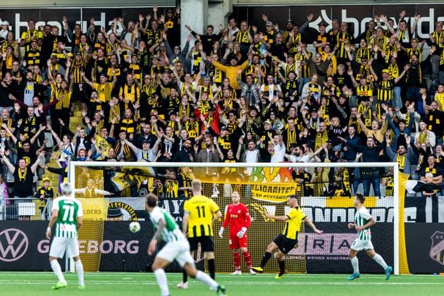 230817 Supporters of Häcken during the UEFA Europa League qualification match between BK Häcken and Zalgiris Vilnius on August 17, 2023 in Göteborg. Photo: Michael Erichsen BILDBYRAN COP 89 MI0522 fotboll football soccer fotball uefa europa league kval qualifying round qualification bk häcken zalgiris vilnius bbeng publik Copyright: MICHAELxERICHSEN BB230817MI045