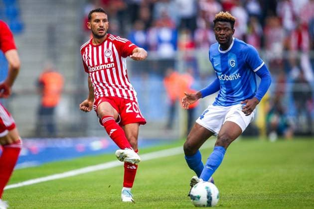 KRC Genk v Olympiacos - UEFA Europa League Qualifying GENK, BELGIUM - AUGUST 17 : Joao Carvalho goalkeeper of Olympiacos FC and Ouattara Aziz Mohammed midfielder of KRC Genk during the second leg match of the UEFA Europa League season 2023 - 2024 third qualifying round between KRC Genk and Olympiacos on August 17, 2023 in Genk, BELGIUM, 17 08 2023 ( Genk BELGIUM  Copyright: xTsx