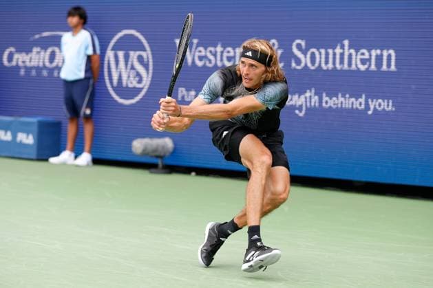 CINCINNATI, OH - AUGUST 17: Alexander Zverev of Germany returns the ball during the third round at the Western & Southern Open at Lindner Family Tennis Center on August 17, 2023 in Mason, Ohio. (Photo by Ian Johnson Icon Sportswire) TENNIS: AUG 17 Western & Southern Open EDITORIAL USE ONLY Icon230817024