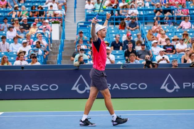 August 17, 2023, Mason, Ohio, USA: Hubert Hurkacz (POL) celebrates his win at ThursdayÃ¢â‚¬â ¢s round of the Western and Southern Open at the Lindner Family Tennis Center, Mason, Oh. Mason USA - ZUMAs304 20230817_zaf_s304_121 Copyright: xScottxStuartx