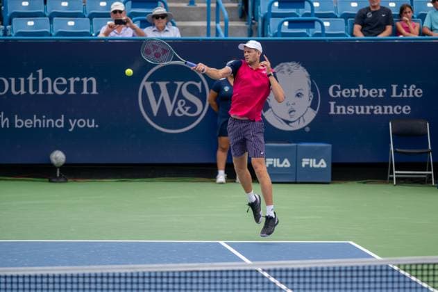 Round Of 16 Matches: Western & Southern Open Hubert Hurkacz is seen during his round of 16 match with Stefanos Tsitsipas at the Western & Southern Open at the Lindner Family Tennis Center on Thursday, August 17, 2023 in Cincinnati, Ohio. Cincinnati, OH Ohio United States  Copyright: xJasonxWhitmanx originalFilename:whitman-westerns230817_np2O8.jpg