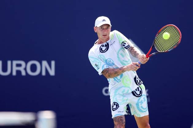 KOZERKI 18.08.2023 TURNIEJ ATP, Tennis Herren 100 LOTTO KOZERKI OPEN --- TENNIS ATP CHALLENGER TOUR 100 DENIS JEWSIEJEW FOT. PIOTR KUCZA FOTOPYK NEWSPIX.PL --- Newspix.pl  230818PYK0018