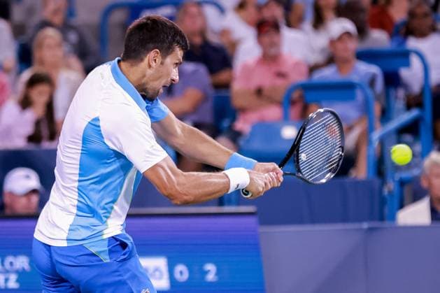 August 18, 2023, Mason, Ohio, USA: Novak Djokovic (SRB) hits a two-handed backhand during FridayÃ¢â‚¬â ¢s round of the Western and Southern Open at the Lindner Family Tennis Center, Mason, Oh. Mason USA - ZUMAs304 20230818_zaf_s304_236 Copyright: xScottxStuartx