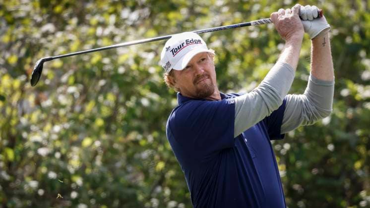August 19, 2023, Calgary, AB, CANADA: Tim Petrovic, of the United States, hits from the second tee during round two of the PGA, Golf Herren Tour Champions Shaw Charity Classic golf event in Calgary, Alta., Saturday, Aug. 19, 2023. Tim Petrovic  - ZUMAc35_ 20230819_zaf_c35_002 Copyright: xJeffxMcintoshx