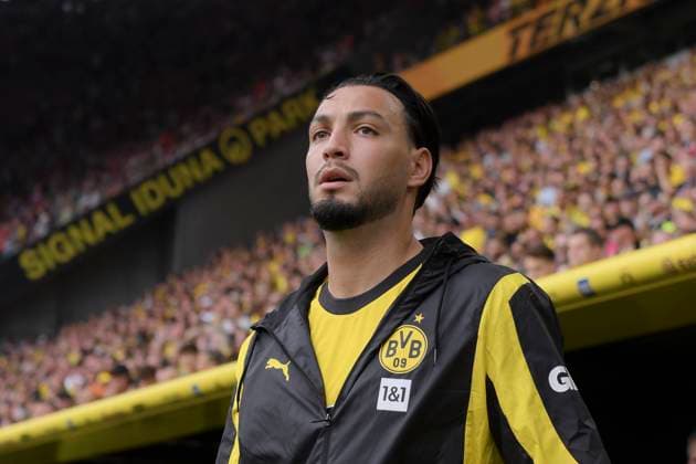 Ramy Bensebaini ( 5, Borussia Dortmund) Portrait, halbportrait, Bild, einzel, Einzelaufnahme, picture, single, solo, alleine, 19.08.2023 Fussball, 1. Bundesliga, Borussia Dortmund vs 1. FC Köln, Signal Iduna Park, Dortmund, NRW Germany *** Ramy Bensebaini 5, Borussia Dortmund Portrait, half portrait, picture, single, solo, alone, 19 08 2023 Football, 1 Bundesliga, Borussia Dortmund vs 1 FC Köln, Signal Iduna Park, Dortmund, NRW Germany Copyright: xpepphotox xHorstxMauelshagenx pep00321, pep_20230819_hm