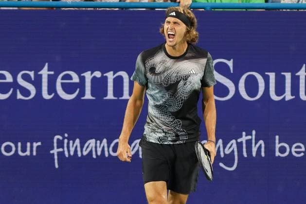CINCINNATI, OH - AUGUST 19: Alexander Zverev of Germany reacts during the semifinal round at the Western & Southern Open at Lindner Family Tennis Center on August 19, 2023 in Mason, Ohio. (Photo by Ian Johnson Icon Sportswire) TENNIS: AUG 19 Western & Southern Open EDITORIAL USE ONLY Icon230819112