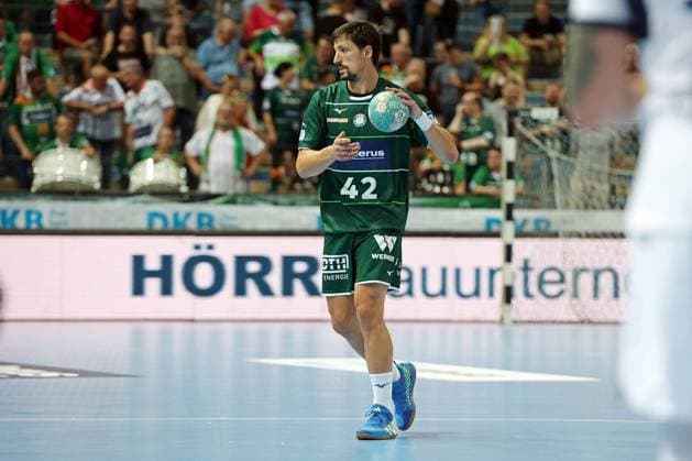 18.08.2023, xovx, Handball HBL Bundesliga Testspiel, HSG Wetzlar - Paris Saint-Germain Nemanja Zelenovic (HSG Wetzlar), Freisteller Wetzlar Buderus-Arena Hessen Deutschland (DE) *** 18 08 2023, xovx, Handball HBL Bundesliga test match, HSG Wetzlar Paris Saint Germain Nemanja Zelenovic HSG Wetzlar , punter Wetzlar Buderus Arena Hesse Germany EN