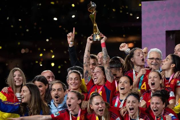 Jennifer Hermoso (Spanien, 10) und Team jubeln auf dem Podium mit WM Pokal bei der Siegerehrung ueber den Sieg und Titel als Weltmeisterinnen, AUS, Spanien vs England, FIFA Frauen Fussball Weltmeisterschaft Australien 2023, Finale, 20.08.2023 AUS, Spanien vs England, FIFA Frauen Fussball Weltmeisterschaft Australien 2023, Finale, 20.08.2023 Sydney Copyright: xEibner-Pressefoto Memmlerx EP_MMR