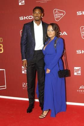 Sebastien Haller und seine Ehefrau Priscilla Haller bei der Verleihung vom Bild Award am 21.08.2023 in Hamburg Sport Bild Award 2023 Verleihung in Hamburg