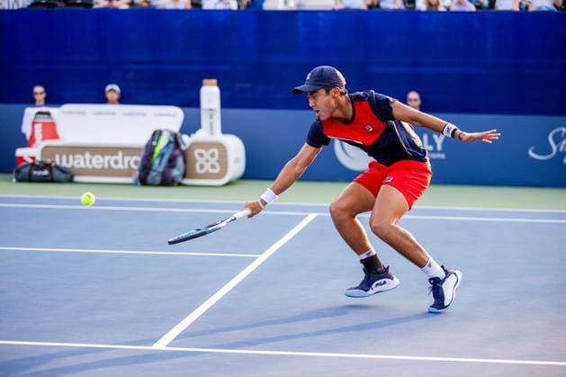 August 22, 2023: Rinky Hijikata returns the ball during the second round of the 2023 Winston-Salem Open at Wake Forest Tennis Complex in Wnston-Salem, NC. ( ) Wnston-Salem United States - ZUMAc04_ 20230822_zma_c04_128 Copyright: xScottxKinserx