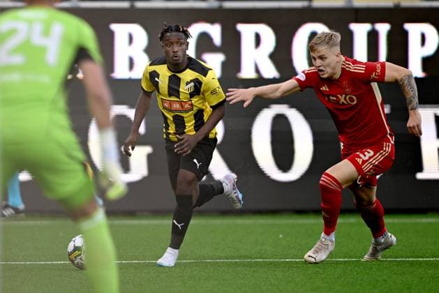 Hacken s Ibrahim Sadiq and Aberdeen s Ryan Duncan during the UEFA Europa League play-off, first leg match, between BK Hacken and Aberdeen FC at Hisingen Arena in Gothenburg, Sweden, on Aug. 24, 2023. GOTHENBURG SWEDEN SOCCER x9200x