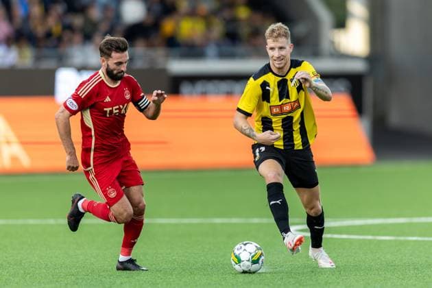 230824 Graeme Shinnie of Aberdeen and Samuel Gustafson of Häcken during the UEFA Europa League play-off match between Häcken and Aberdeen on August 24, 2023 in Gothenburg. Photo: Michael Erichsen BILDBYRAN COP 89 MI0526 fotboll football soccer fotball uefa europa league häcken aberdeen bbeng Copyright: MICHAELxERICHSEN BB230824MI029