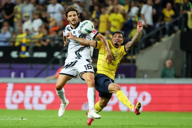 Union s Cameron Puertas Castro and Lugano s Anto Grgic fight for the ball during a soccer game between Belgian Royale Union Saint Gilloise and Swiss FC Lugano, Thursday 24 August 2023 in Brussels, the first leg of the play-off for the UEFA Europa League competition. DAVIDxPINTENS  x72516315x