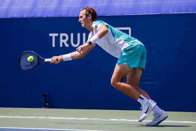 August 24, 2023: Sebastian Korda returns the ball to Richard Gasquet during the quarterfinals of the 2023 Winston-Salem Open at Wake Forest Tennis Complex in Wnston-Salem, NC. ( CSM) Wnston-Salem United States - ZUMAc04_ 20230824_zma_c04_012 Copyright: xScottxKinserx