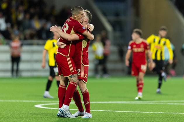 230824 Nicky Devlin and Slobodan Rubezic celbrate 2-2 during the UEFA Europa League play-off match between Häcken and Aberdeen on August 24, 2023 in Göteborg. Photo: Michael Erichsen BILDBYRAN COP 89 MI0526 aberdeen bbeng football fotball fotboll häcken soccer uefa europa league jubel Copyright: MICHAELxERICHSEN BB230824MI099