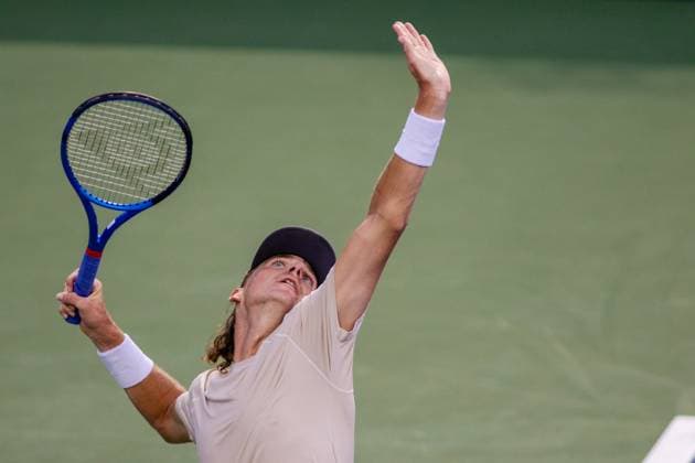 August 24, 2023: Max Purcell serves to Jiri Lehecka during the quarterfinals of the 2023 Winston-Salem Open at Wake Forest Tennis Complex in Wnston-Salem, NC. ( CSM) Wnston-Salem United States - ZUMAc04_ 20230824_zma_c04_036 Copyright: xScottxKinserx