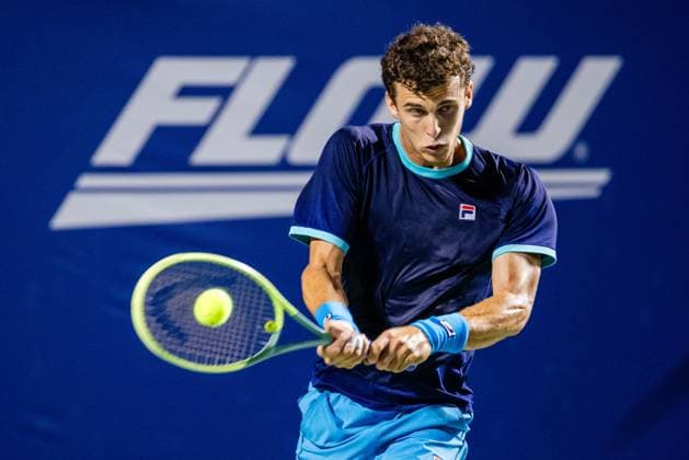 August 24, 2023: Juan Manuel Cerundolo returns the ball to Borna Coric during the quarterfinals of the 2023 Winston-Salem Open at Wake Forest Tennis Complex in Wnston-Salem, NC. ( CSM) Wnston-Salem United States - ZUMAc04_ 20230824_zma_c04_118 Copyright: xScottxKinserx