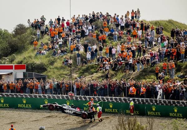ZANDVOORT - Nico Hulkenberg (Haas F1 Team) crashes during 1st Free Practice ahead of the F1 Grand Prix of the Netherlands at Circuit Zandvoort on August 24, 2023 in Zandvoort, Netherlands. ANP REMKO DE WAAL F1 Grand Prix of The Netherlands 2023 24 xVIxANPxSportx xxANPxIVx 476267689 originalFilename: 476267689.jpg