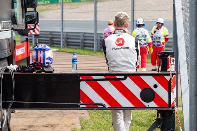 Formel 1 GP Holland Zandvoort. Freitag, 25.08.2023 Nico Huelkenberg entaeuscht nach crash im ersten freien Training; Formel 1 GP Holland Zandvoort. Freitag, 25.08.2023 Copyright: xBEAUTIFULxSPORTS Erlhofx