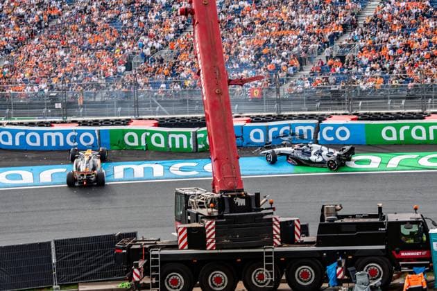 Formel 1 GP Holland Zandvoort. Freitag, 25.08.2023 Unfall zwischen Daniel Ricciardo und Oscar Piastri in FP2; Formel 1 GP Holland Zandvoort. Freitag, 25.08.2023 Copyright: xBEAUTIFULxSPORTS Erlhofx