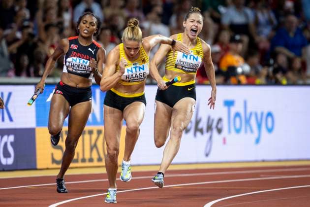 Bilder des Jahres 2023, Sport 08 August Sport Themen der Woche KW34 Sport Bilder des Tages World Athletics Championships Budapest 23; Hungary, 25.08.2023 Budapest, Hungary - August 25: Gina LUECKENKEMPER and Rebekka HAASE of GERMANY (GER) competing in the 4x100m Relay on position 3 and 4 on day 7 of the World Athletics Championships Budapest 23 at the National Athletics Centre in Budapest, Hungary on August 25, 2023. *** World Athletics Championships Budapest 23 Hungary, 25 08 2023 Budapest, Hungary August 25 Gina LUECKENKEMPER and Rebekka HAASE of GERMANY GER competing in the 4x100m Relay on position 3 and 4 on day 7 of the World Athletics Championships Budapest 23 at the National Athletics Centre in Budapest, Hungary on August 25, 2023 Copyright: xBEAUTIFULxSPORTS AxelxKohringx