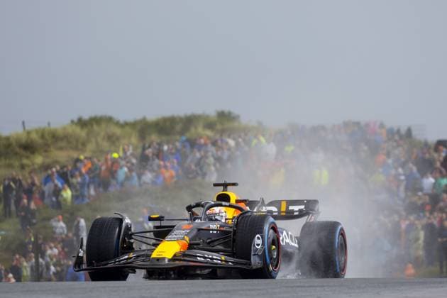 ZANDVOORT - Max Verstappen (Red Bull Racing) in action during third free practice for the F1 Grand Prix of the Netherlands at Circuit Zandvoort on August 26, 2023 in Zandvoort, Netherlands. ANP REMKO DE WAAL F1 Grand Prix of The Netherlands 2023 24 xVIxANPxSportx xxANPxIVx 476329353 originalFilename: 476329353.jpg