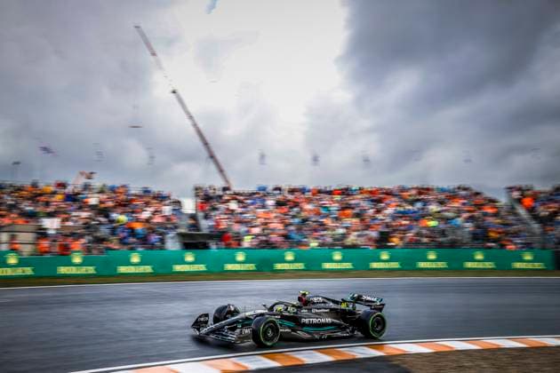 44 HAMILTON Lewis (gbr), Mercedes AMG F1 Team W14, action during the 2023 Formula 1 Heineken Dutch Grand Prix, 13th round of the 2023 Formula One World Championship, WM, Weltmeisterschaft from August 25 to 28, 2023 on the Zandvoort Circuit, in Zandvoort, Netherlands - F1 - DUTCH GRAND PRIX 2023 DPPI Panoramic  00123030_GRL_11210