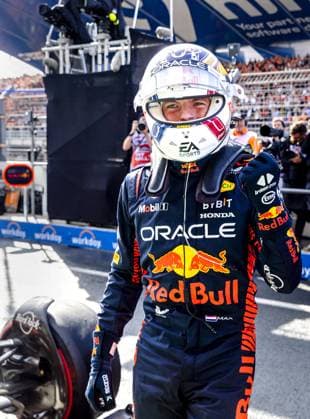 ZANDVOORT - Max Verstappen (Red Bull Racing) reacts after completing qualifying ahead of the F1 Grand Prix of the Netherlands at Circuit Zandvoort on August 26, 2023 in Zandvoort, Netherlands. ANP SEM VAN DER WAL F1 Grand Prix of The Netherlands 2023 24 xVIxANPxSportx xxANPxIVx 476350059 originalFilename: 476350059.jpg