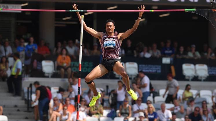 Bilder des Jahres 2023, Sport 08 August Sport Themen der Woche KW34 WM 2023 Budapest, World Athletics, Leichtathletik, athletics, Track and Field, World athletics Championships 2023 Budapest , Leichtathletik WM 2023 Budapest 19.08-27..08..2023, Budapest Ungarn, Decathlon, Zehnkampf, 1Stabhochsprung pierce Lepage Kanada *** World championships 2023 Budapest, world athletics, athletics, track and field, world athletics championships 2023 Budapest , athletics world championships 2023 Budapest 19 08 27 08 2023, Budapest Hungary, decathlon, decathlon, 1pole vault pierce Lepage Canada