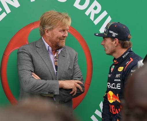 FORMULA 1 HEINEKEN DUTCH GRAND PRIX 2023 27.08.2023, Circuit Park Zandvoort, Zandvoort, FORMULA 1 HEINEKEN DUTCH GRAND PRIX 2023 , im Bild Willem-Alexander, König der Niederlande mit Max Verstappen (NLD), Oracle Red Bull Racing.