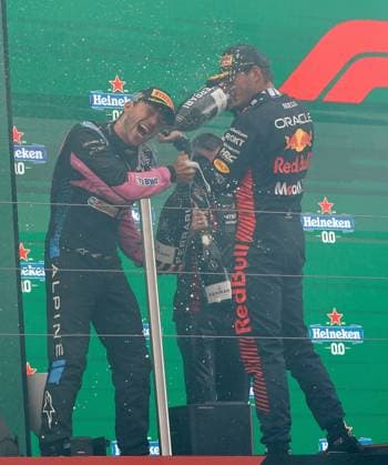 FORMULA 1 HEINEKEN DUTCH GRAND PRIX 2023 27.08.2023, Circuit Park Zandvoort, Zandvoort, FORMULA 1 HEINEKEN DUTCH GRAND PRIX 2023 , im Bild Sieger Max Verstappen (NLD), Oracle Red Bull Racing, 3.Platz für Pierre Gasly (FRA), BWT Alpine F1 Team.