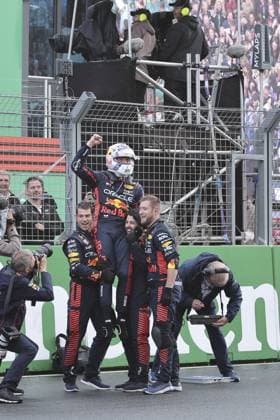 VERSTAPPEN Max (ned), Red Bull Racing RB19, portrait during the 2023 Formula 1 Heineken Dutch Grand Prix, 13th round of the 2023 Formula One World Championship, WM, Weltmeisterschaft from August 25 to 28, 2023 on the Zandvoort Circuit, in Zandvoort, Netherlands - F1 - DUTCH GRAND PRIX 2023 - RACE DPPI Panoramic  00123031_GRL_02094