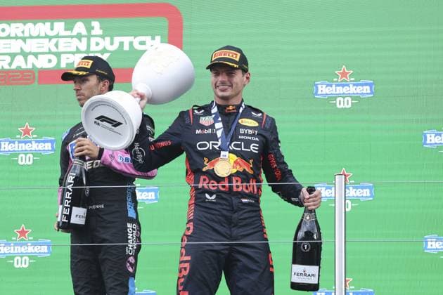 VERSTAPPEN Max (ned), Red Bull Racing RB19, portrait podium during the 2023 Formula 1 Heineken Dutch Grand Prix, 13th round of the 2023 Formula One World Championship, WM, Weltmeisterschaft from August 25 to 28, 2023 on the Zandvoort Circuit, in Zandvoort, Netherlands - F1 - DUTCH GRAND PRIX 2023 - RACE DPPI Panoramic  00123031_GRL_02504