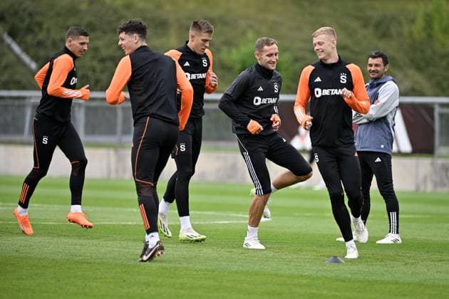 Soccer players of Sparta Praha in action during the training session prior to European League of Football 4th qualifying round return match: Sparta Praha vs Dinamo Zagreb in Prague, Czech Republic, August 30, 2023. 3rd right is Jan Kuchta. (CTKxPhoto VitxSimanek) CTKPhotoP2023083003401  CTKPhotoP2023083003401