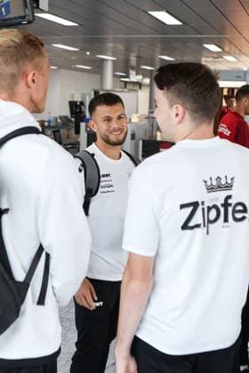 SOCCER - UEFA EL, Zrinjski vs LASK, preview LINZ,AUSTRIA,30.AUG.23 - SOCCER - UEFA Europa League, qualification, HSK Zrinjski Mostar vs Linzer ASK, preview, departure LASK. Image shows Sascha Horvath (LASK).  GEPAxpictures xMathiasxMandl