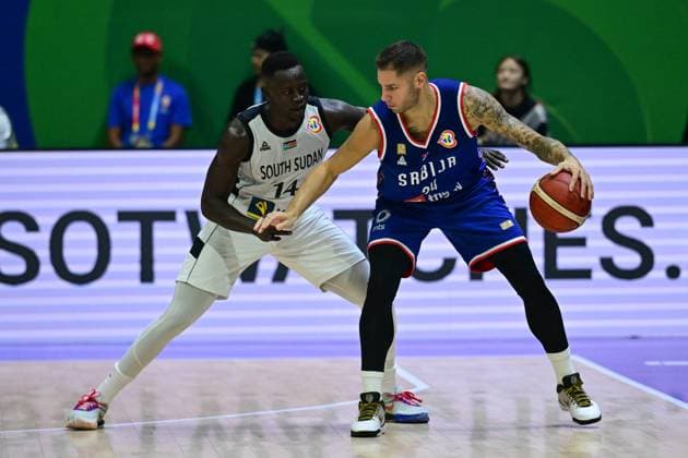 August 30, 2023, Quezon, Luzon, Philippines: Dut Jok Kacuol (L) of South Sudan men basketball team and Stefan Jovic (R) of Serbia men basketball team seen in action during the FIBA Men s Basketball World Cup 2023 match between South Sudan and Serbia held at the Araneta Coliseum. Final score Serbia 115:83 South Sudan. Quezon Philippines - ZUMAs197 20230830_aaa_s197_055 Copyright: xLuisxVeniegrax