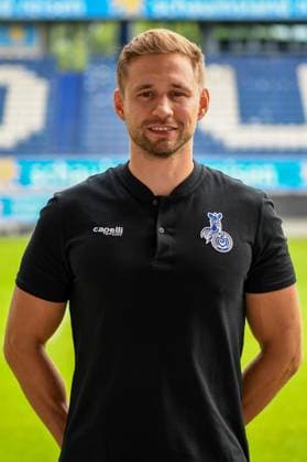 Leiter Lizenzabteilung Frauen Dario Mlodoch ( MSV Duisburg Frauen ). GER, Fussball, MSV Duisburg Frauen Teampraesentation Saison 2023 24, 28.08.2023 DFL DFB REGULATIONS PROHIBIT ANY USE OF PHOTOGRAPHS AS IMAGE SEQUENCES AND OR QUASI-VIDEO GER, Fussball, MSV Duisburg Frauen Teampraesentation Saison 2023 24, 28.08.2023 Duisburg Copyright: xEibner-Pressefoto ThomasxThienelx EP_TTL