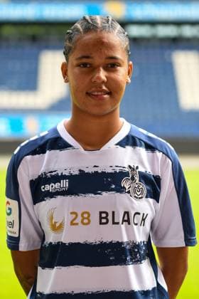 Jeleaugh Rosa ( MSV Duisburg Frauen ). GER, Fussball, MSV Duisburg Frauen Teampraesentation Saison 2023 24, 28.08.2023 DFL DFB REGULATIONS PROHIBIT ANY USE OF PHOTOGRAPHS AS IMAGE SEQUENCES AND OR QUASI-VIDEO GER, Fussball, MSV Duisburg Frauen Teampraesentation Saison 2023 24, 28.08.2023 Duisburg Copyright: xEibner-Pressefoto ThomasxThienelx EP_TTL