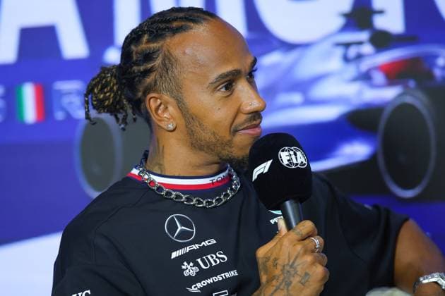 HAMILTON Lewis (gbr), Mercedes AMG F1 Team W14, portrait during the 2023 Formula 1 Pirelli Grand Premio d™Italia Grand Prix, 14th round of the 2023 Formula One World Championship, WM, Weltmeisterschaft from September 1 to 3, 2023 on the Autodromo Nazionale di Monza, in Monza, Italy - F1 - ITALIAN GRAND PRIX 2023 DPPI Panoramic  00123032_EAR35326
