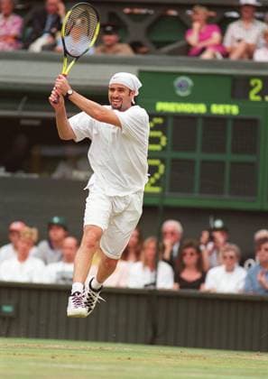 ANDRE AGASSI American Tennis Player Seen at the 1995 Wimbledon Tennis Championships COMPULSORY CREDIT: UPPA Photoshot Photo UGL 009809 F-02 05.07.1995 ANDRE AGASSI American Tennis Player Seen at the 1995 Wimbledon Tennis Championships COMPULSORY CREDIT: Talking Photoshot Photo UGL 009809 F-02 05.07.1995, Credit:Photoshot Avalon United Kingdom  Copyright: xPhotoshotx xAvalonx 0501751855