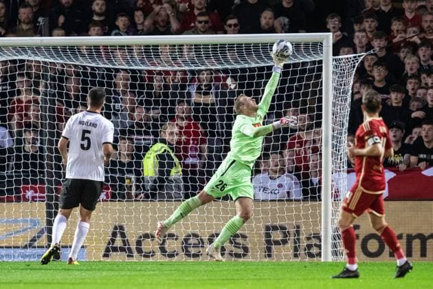 Fußball, EL Quali, FC Aberdeen - BK Häcken 230831 Häckens Peter Abrahamsson during the UEFA Europa League play-off between Aberdeen and Häcken on August 31, 2023 in Aberdeen. Photo: Daniel Stiller BILDBYRAN kod DS DS0328 fotboll football soccer fotball uefa europa league aberdeen häcken bbeng bbauto Copyright: DANIELxSTILLER BB230831DS020